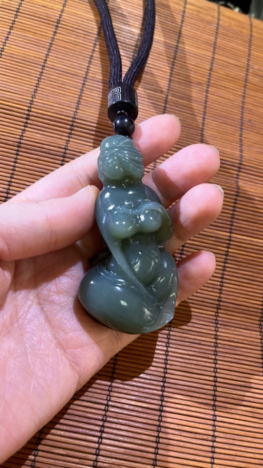 和田玉立体遇贵人把玩件