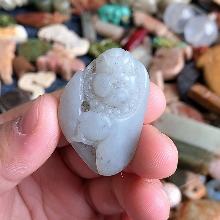 和田玉未镶嵌颈饰34