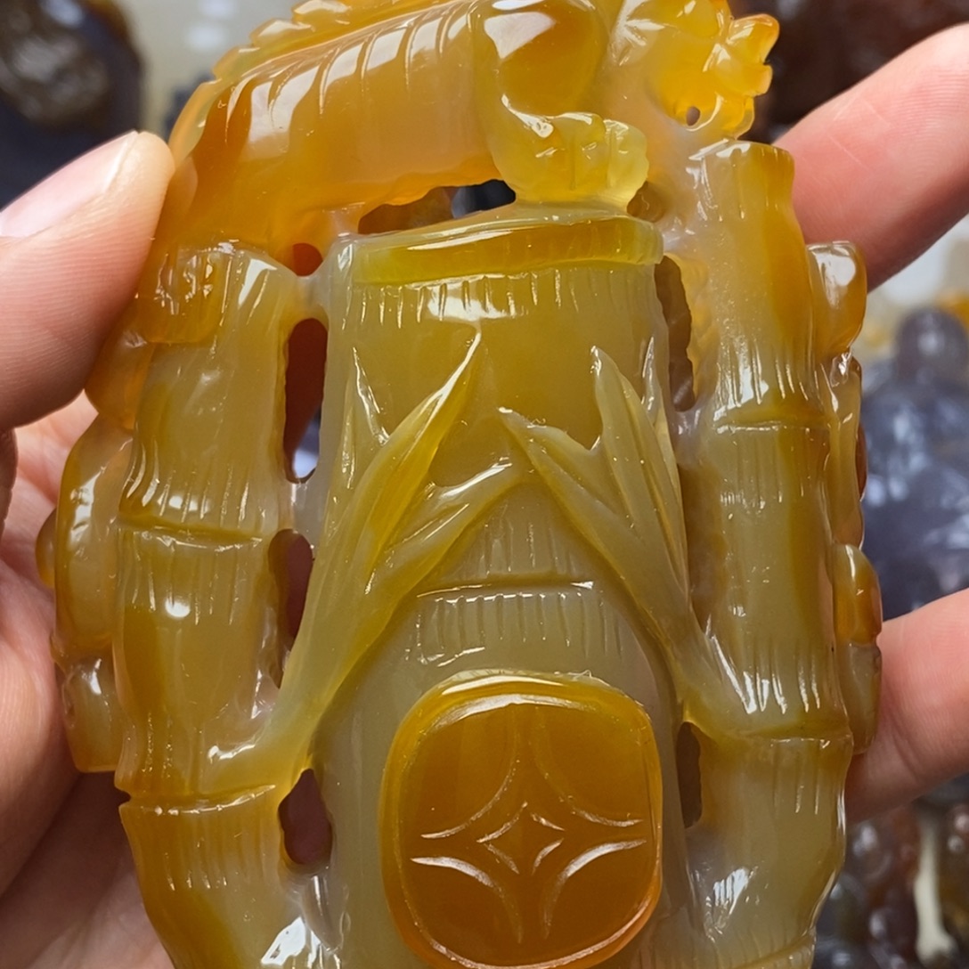 玛瑙/玉髓未镶嵌把件