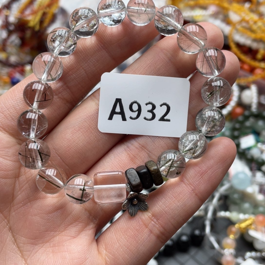 未镶嵌手链水晶多样性