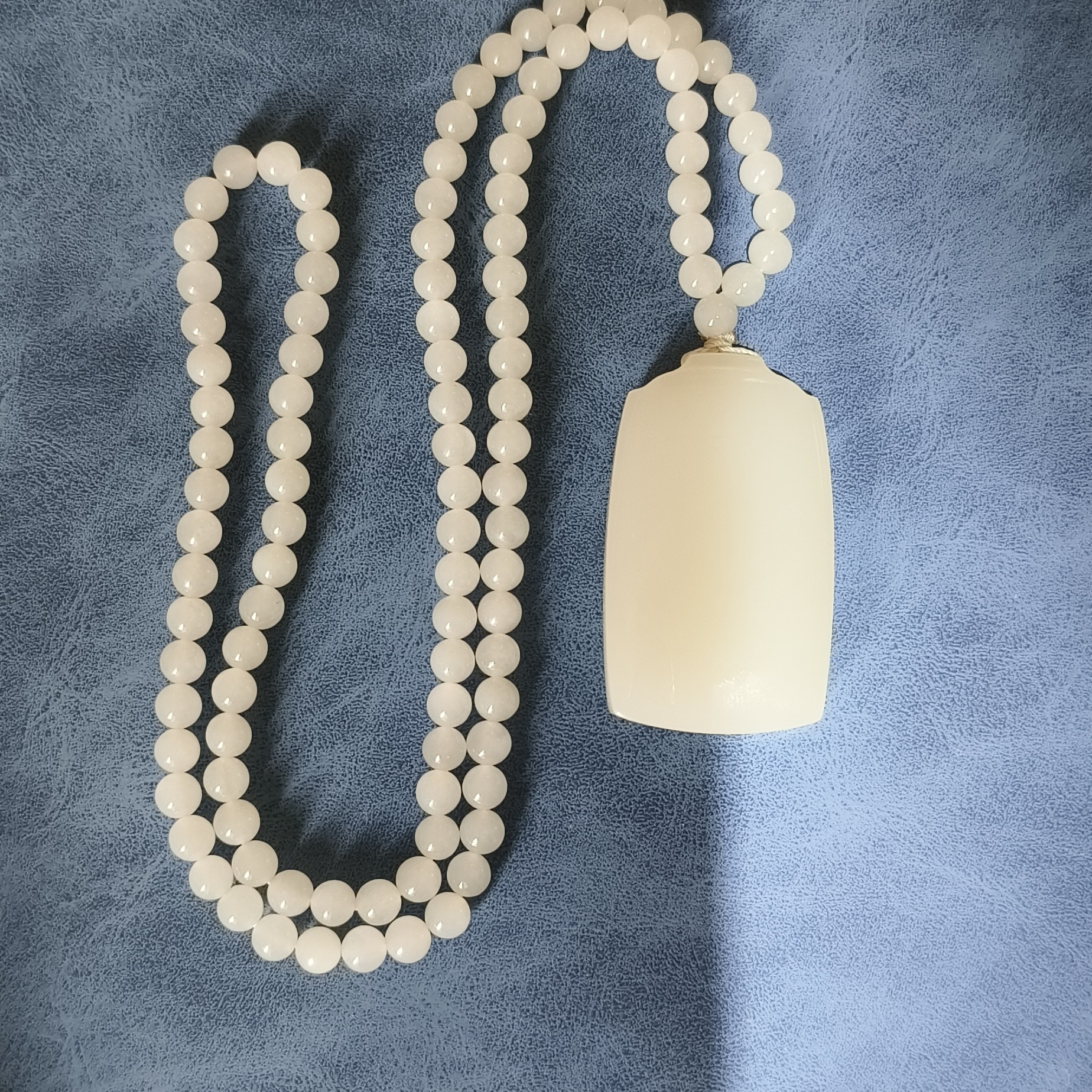 和田玉无事牌带链子