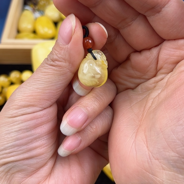 琥珀珠宝奇石未镶嵌琥珀，