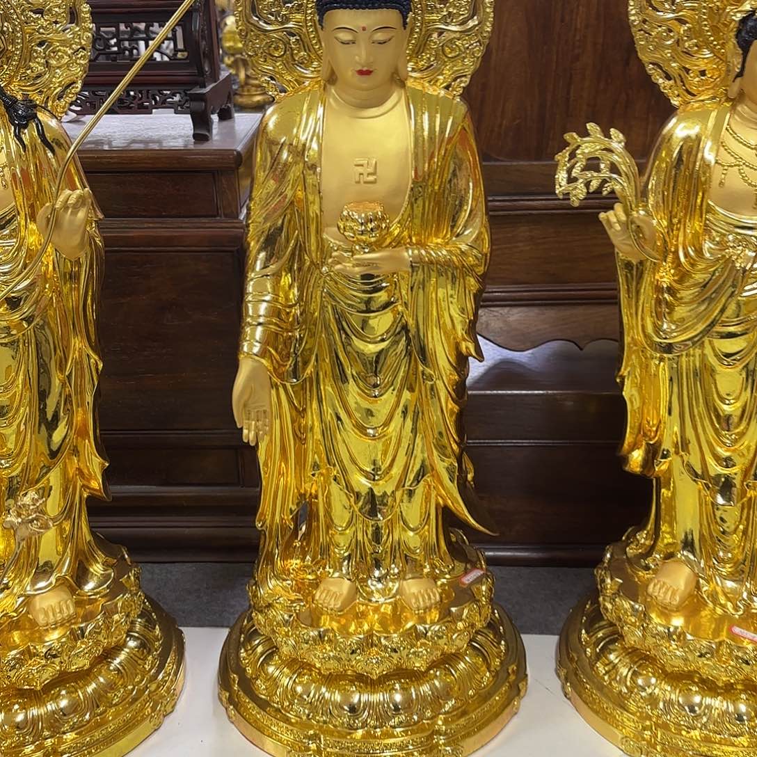 来***由铜空间摆件工艺品