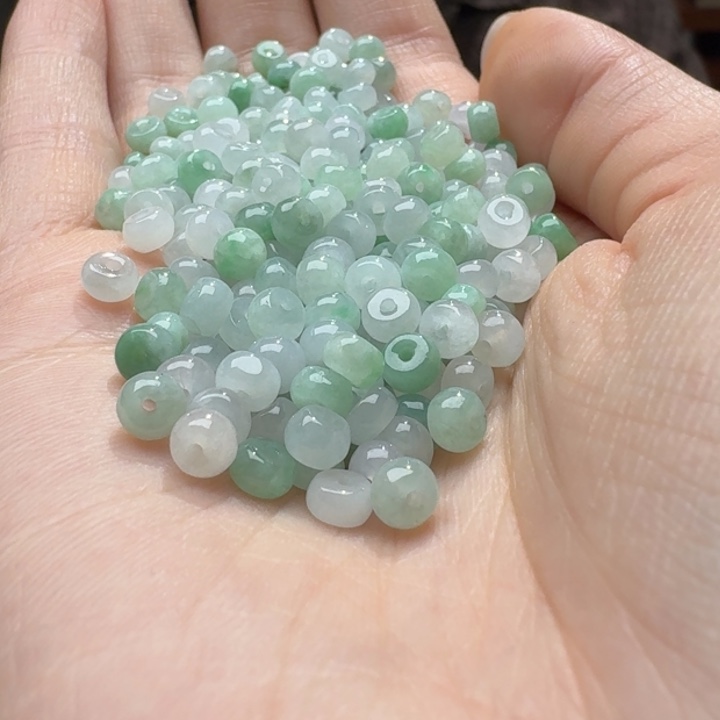 未镶嵌挂件翡翠福利100个，不包邮，拍一单邮费发货