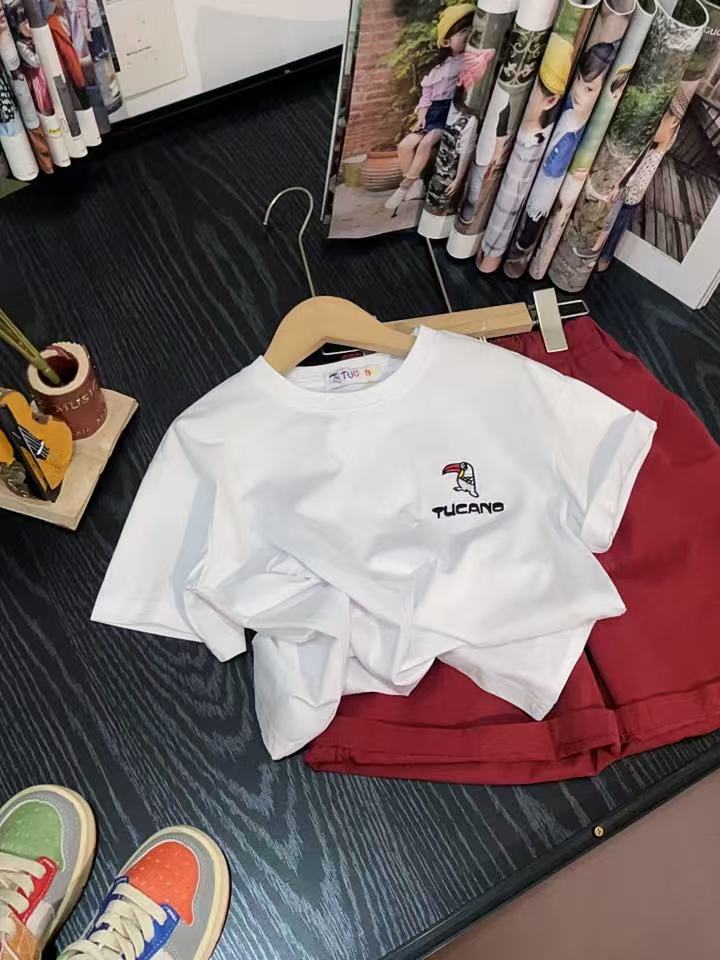 505522  韩版男童女童舒适时尚洋气印花蝴蝶结短袖