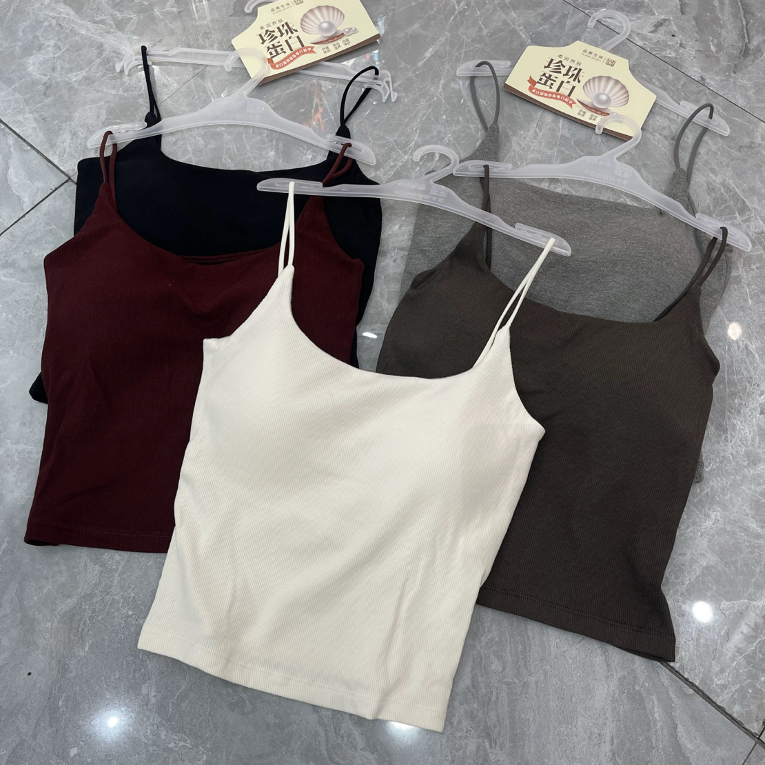 女士带胸垫美背纯色吊带背心修身显瘦外穿内搭上衣