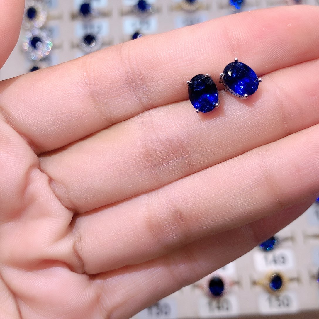 蓝宝石耳饰银S925镶嵌68白金