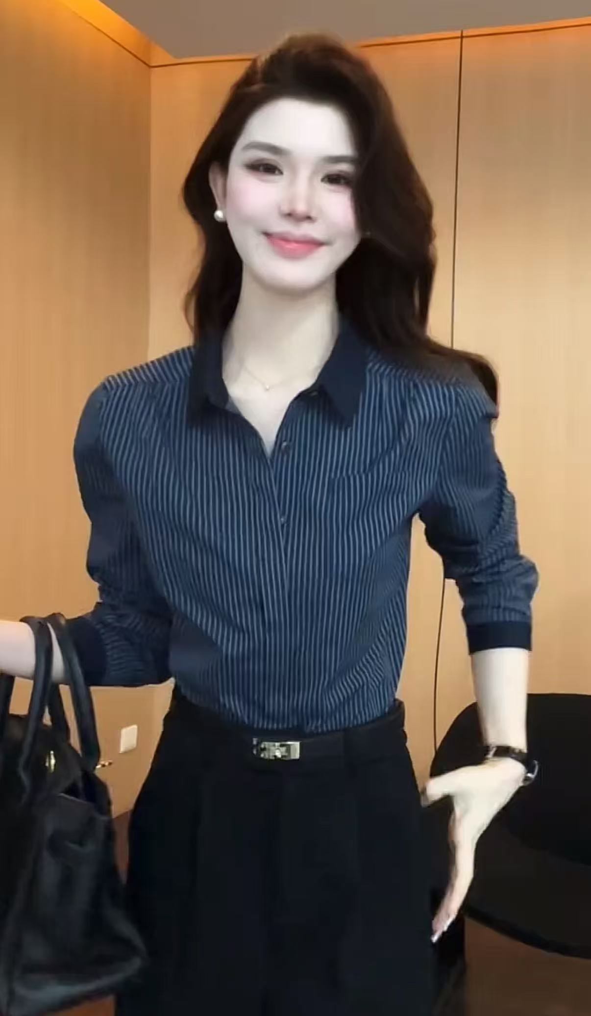 【少量现货】高级感时尚气质百搭显瘦加厚条纹衬衫ZKK1072款