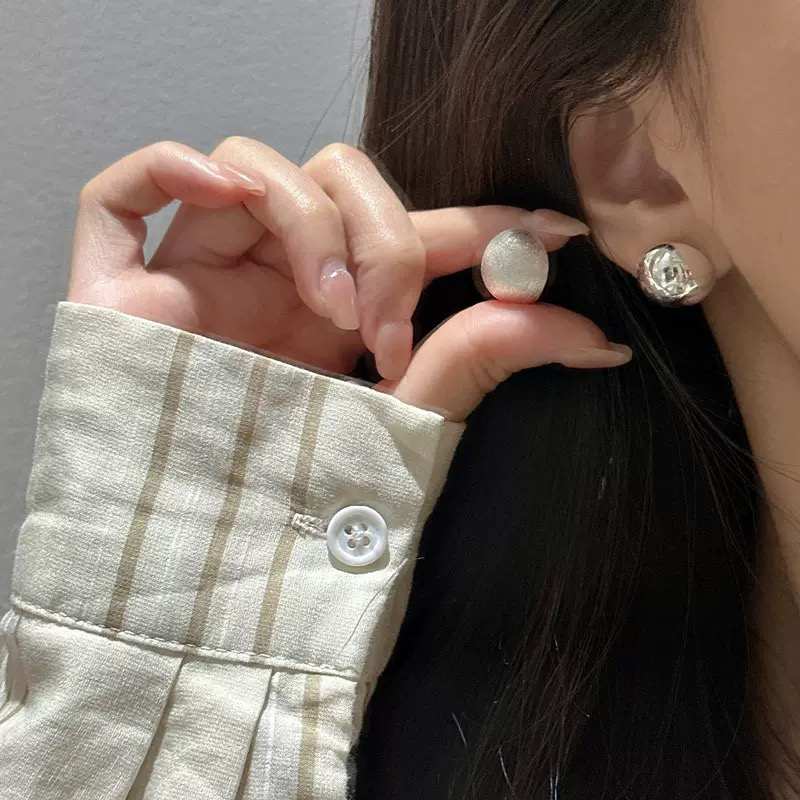 925银耳饰 S925纯银冷淡风磨砂拉丝半球耳钉耳环秋冬方圆脸银耳饰