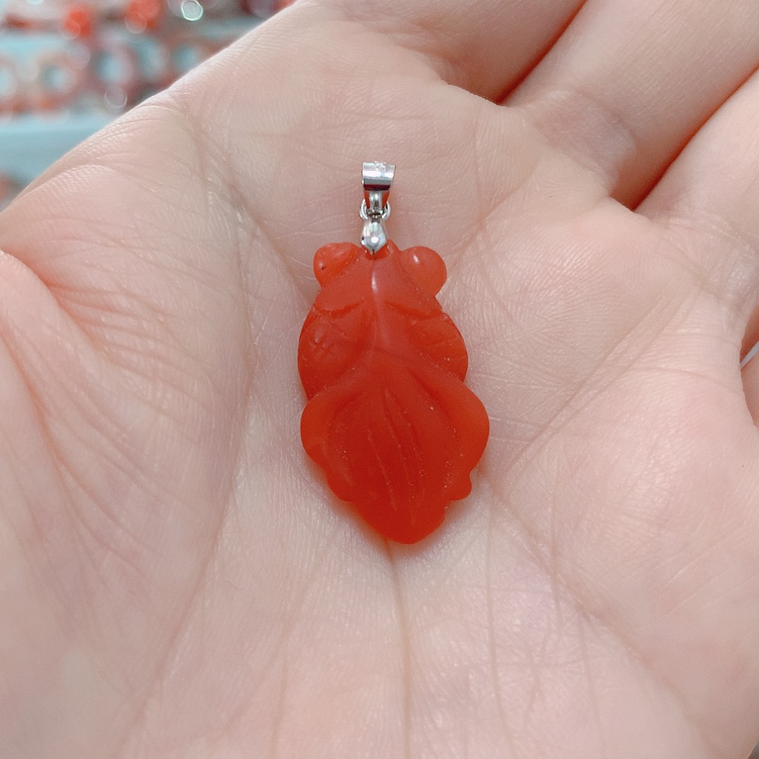 南红玛瑙吊坠(不含链)银S925镶嵌松*妹
