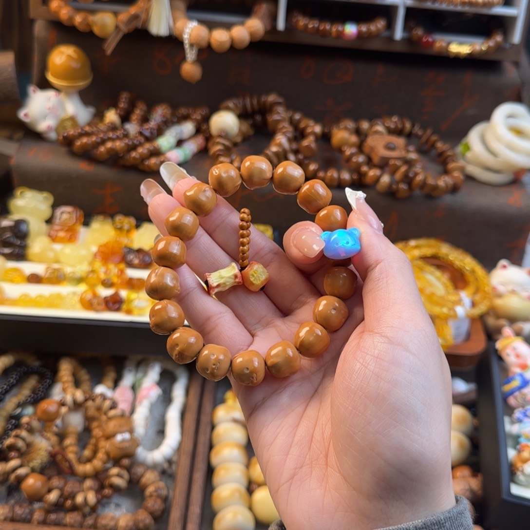 ****y猴头核桃吊坠猴头小熊定制款手持