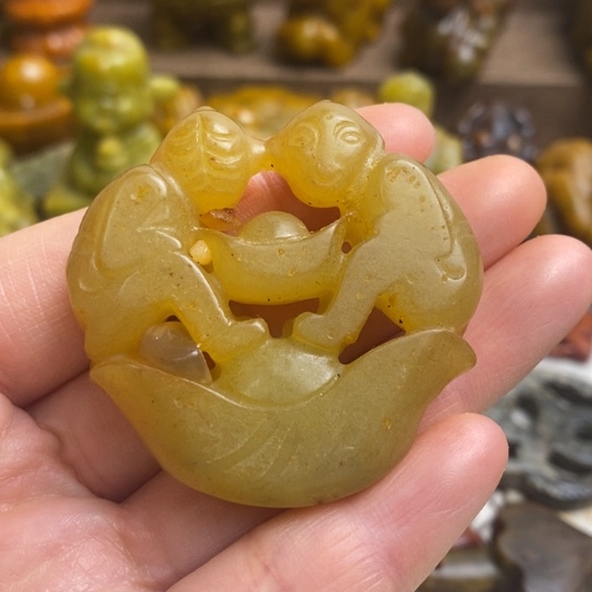 蛇纹石玉未镶嵌颈饰120