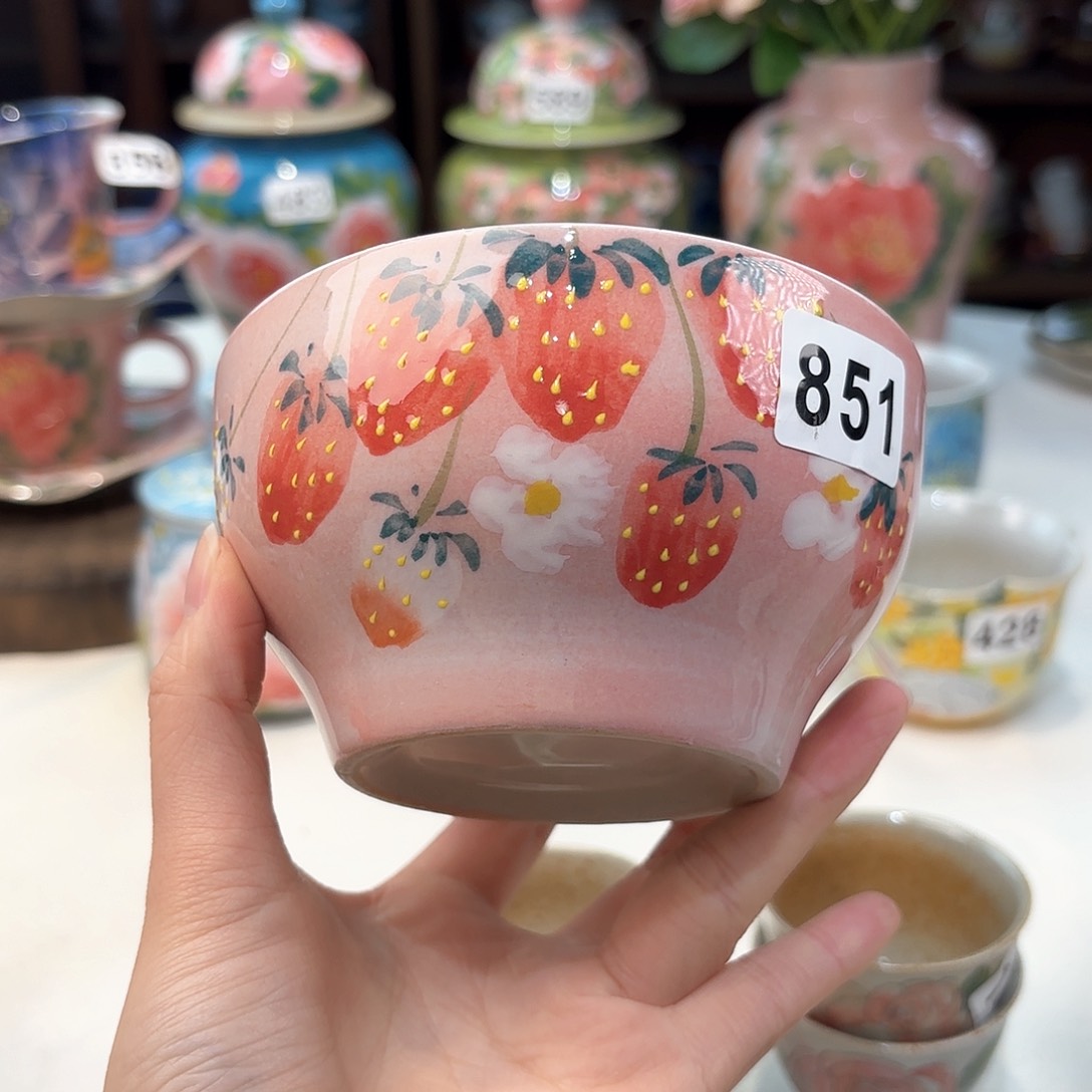 瓷片兔兔好可爱呀