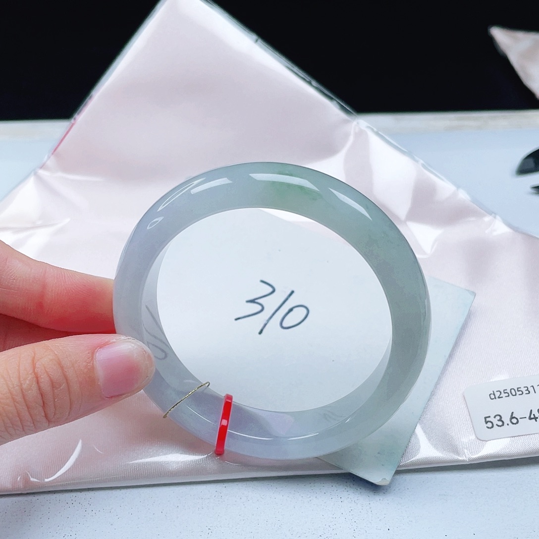 翡翠未镶嵌手镯53+正圈