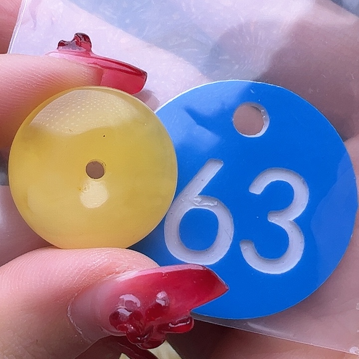 蜜蜡裸石未镶嵌微瑕 21.5/6.8mm 扣子