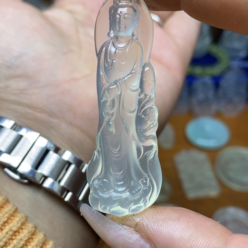 【闪购商品】蛇纹石玉颈饰未镶嵌