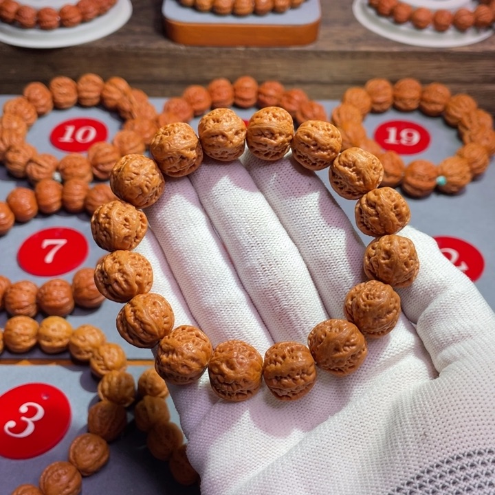 文玩核桃手串龙脊磨盘