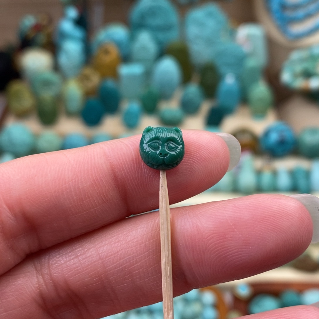 未镶嵌绿松石珠宝奇石