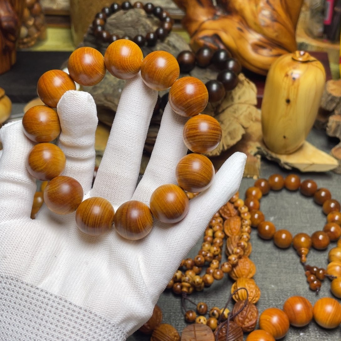 柏木（崖柏）1.8干黑油茶料蚕丝纹