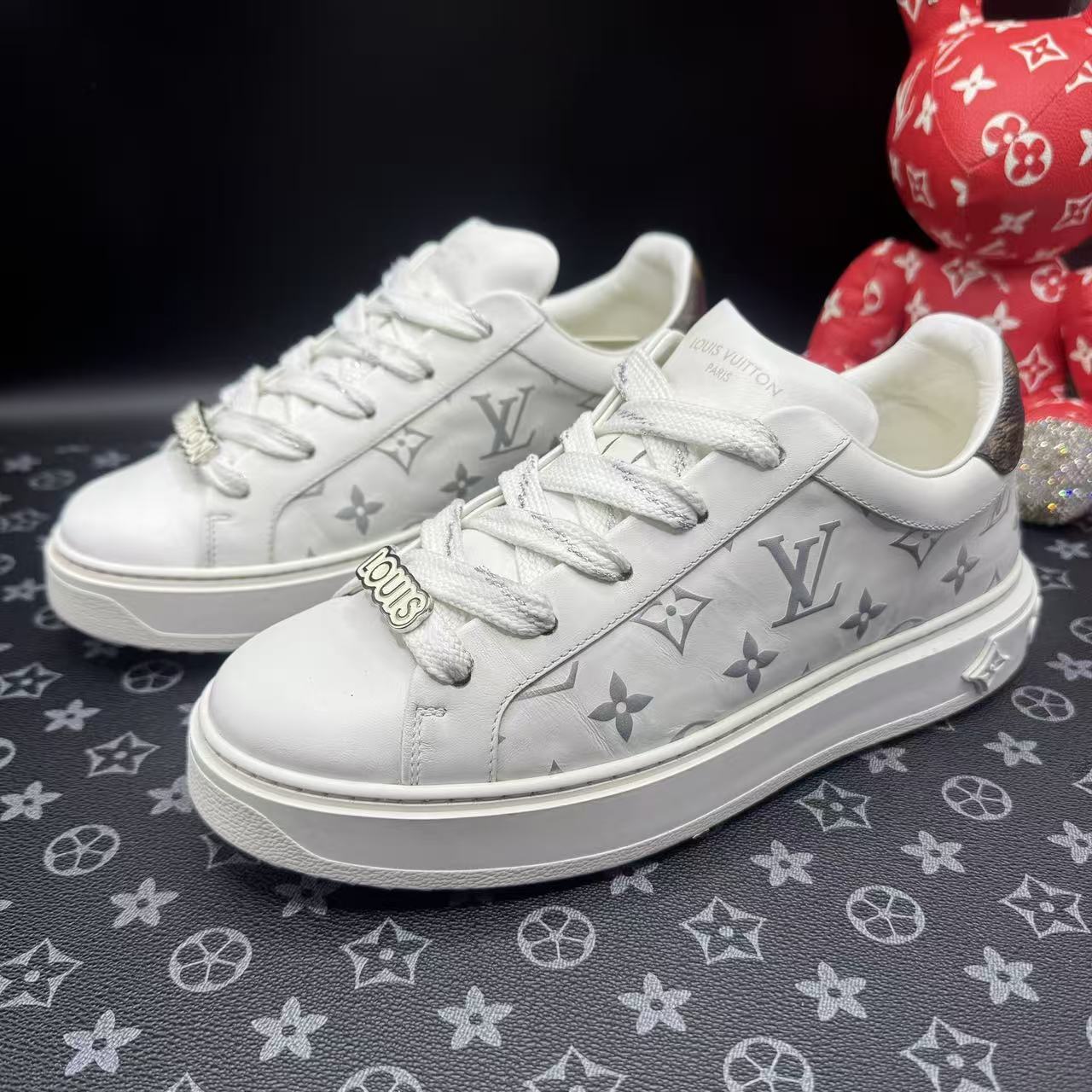 95新 GUCCI/古驰 白印花厚底板鞋 38.5欧码ddm3419
