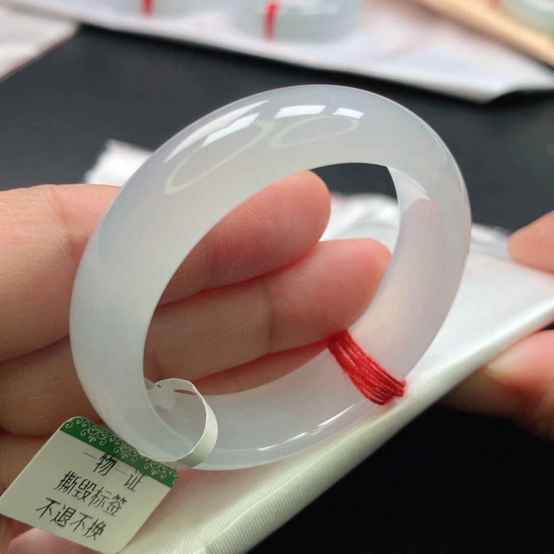 翡翠手镯未镶嵌童镯42.43