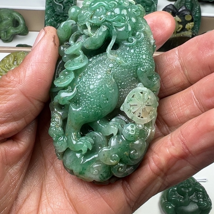 君***下独山玉未镶嵌吊坠(不含链)