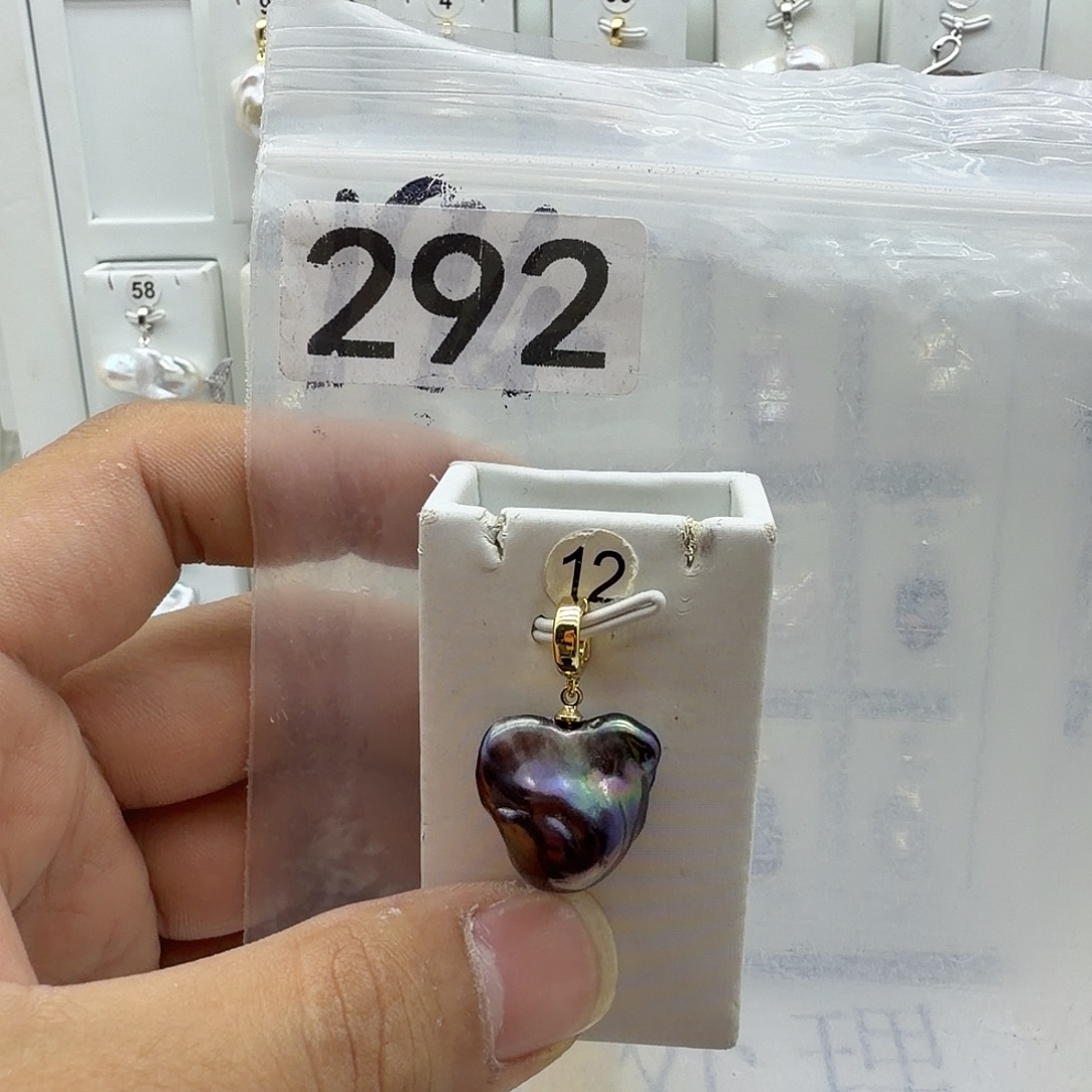 淡水珍珠颈饰合金