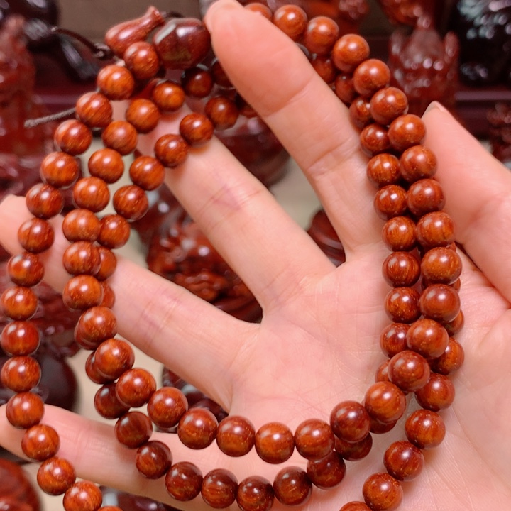 谢***哥檀香紫檀（小叶紫檀）