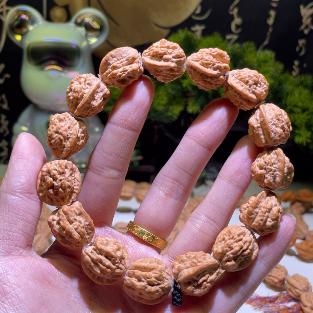 把件文玩核桃文玩核桃小金蝉18高货