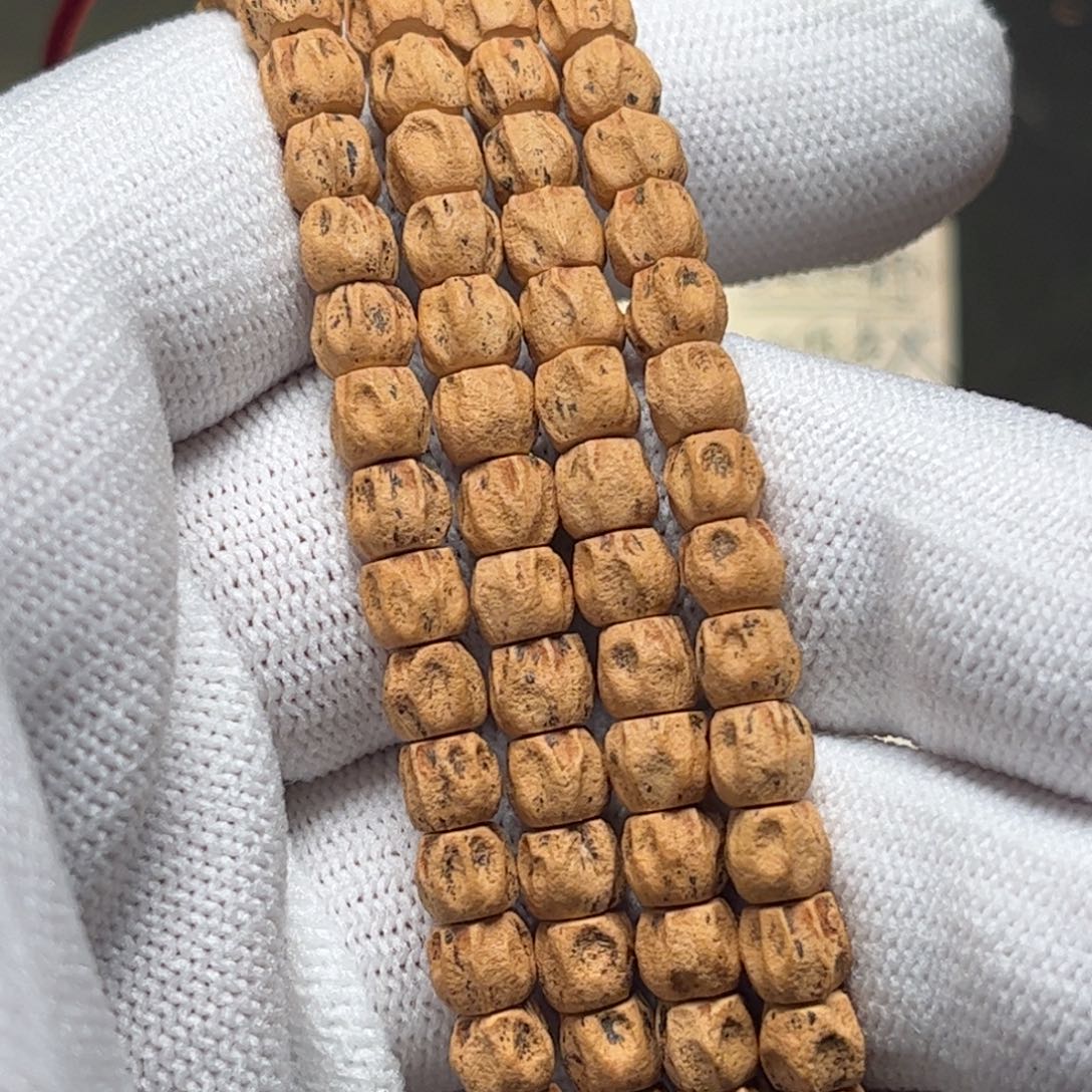 【闪购商品】柏香籽/百香籽吊坠