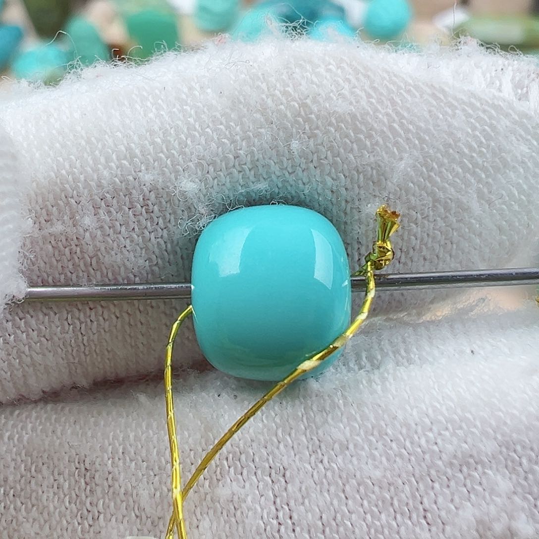 绿松石配饰未镶嵌老****活