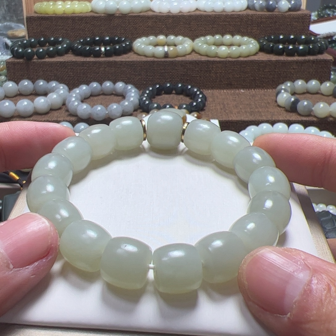 和田玉未镶嵌手链