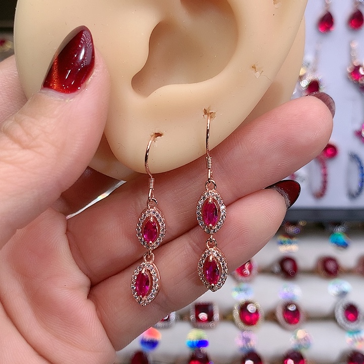 红宝石耳饰银S925镶嵌111