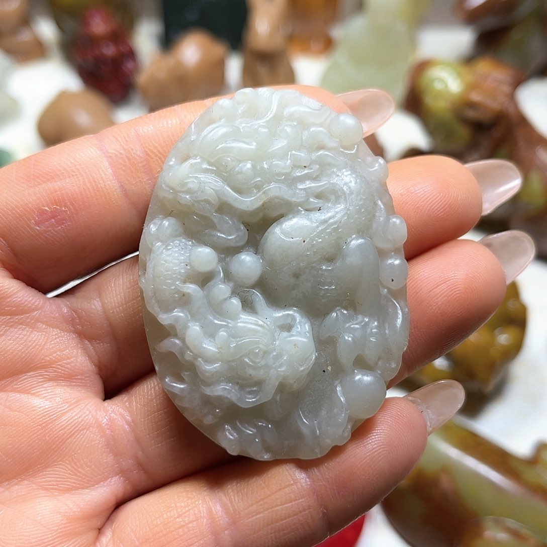 白玉菩提吊坠白玉菩提吊坠