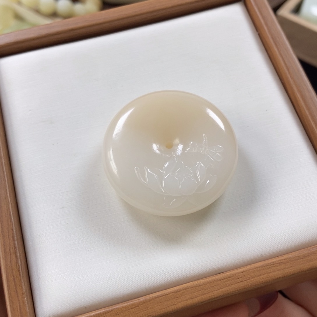 【闪购商品】和田玉吊坠未镶嵌