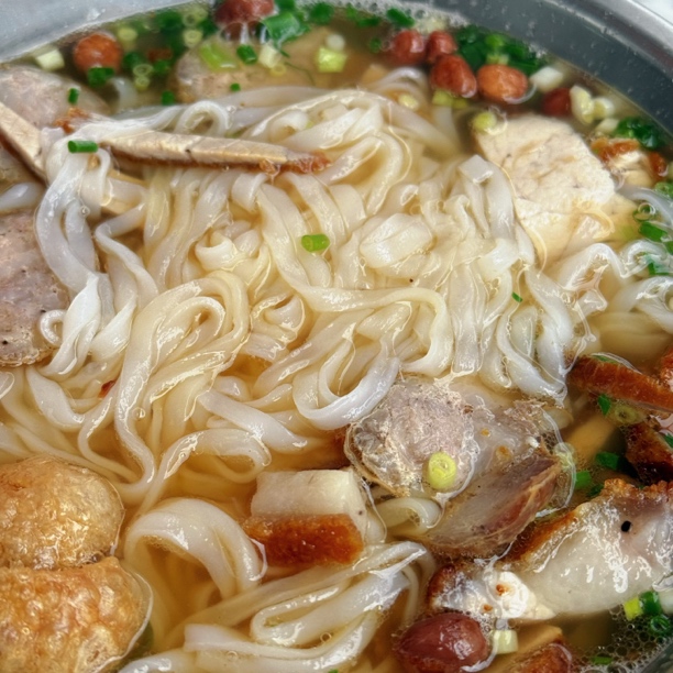 广西马山县新鲜湿粉 鲜细粉 泡沫箱加冰袋保鲜发货 