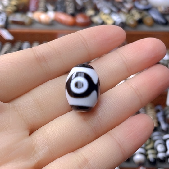 未镶嵌颈饰玛瑙/玉髓