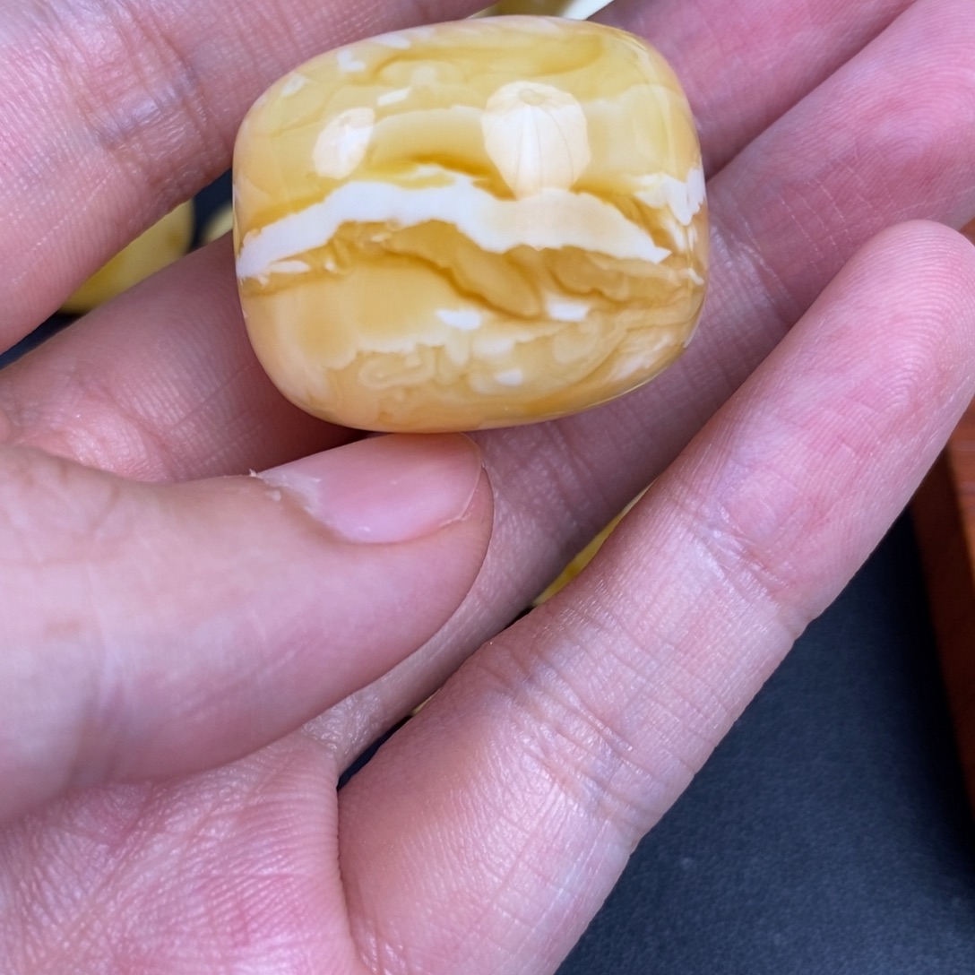 裸石琥珀未镶嵌天然原矿