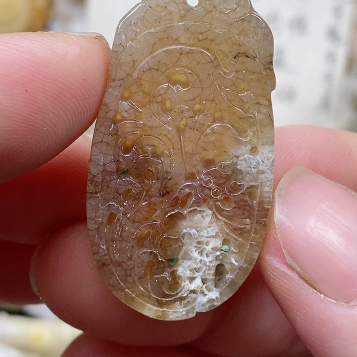 颈饰未镶嵌硅化珊瑚（珊瑚玉）有瑕 小