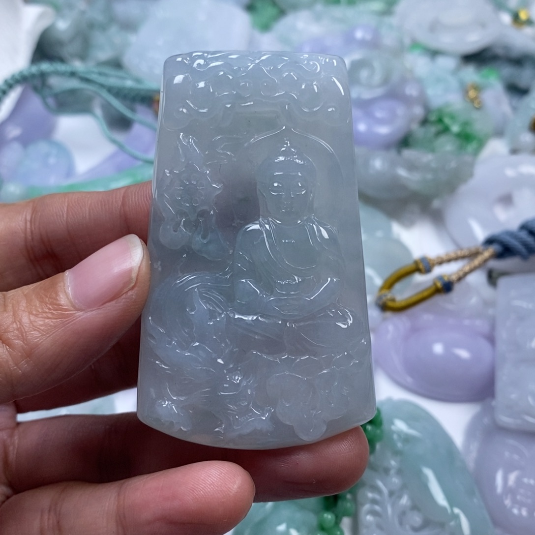 颈饰未镶嵌翡翠卜*缘翡翠