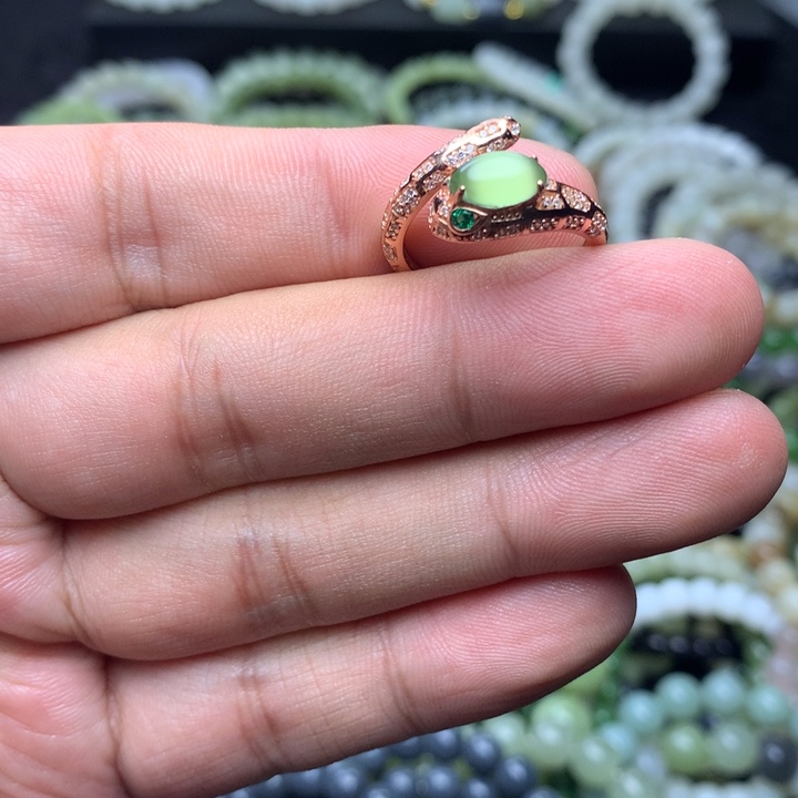 和田玉银S925镶嵌戒指碧玉猫眼 活猫 设计款 银镶