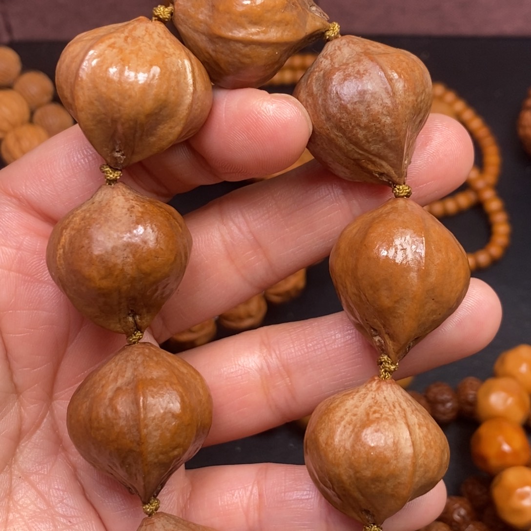 猴头核桃吊坠橄榄核手串