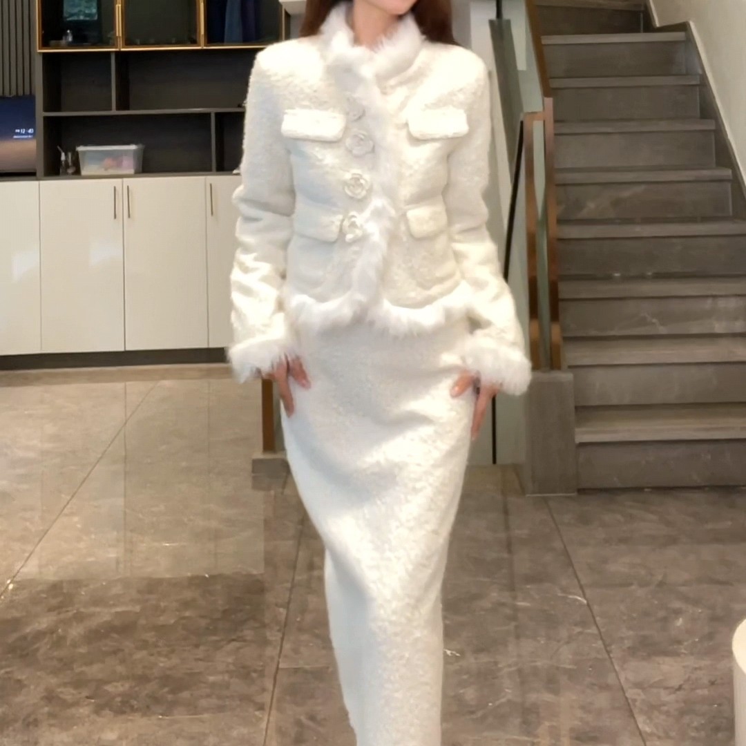 秋冬新款白色玫瑰花夹棉连衣裙毛毛套装