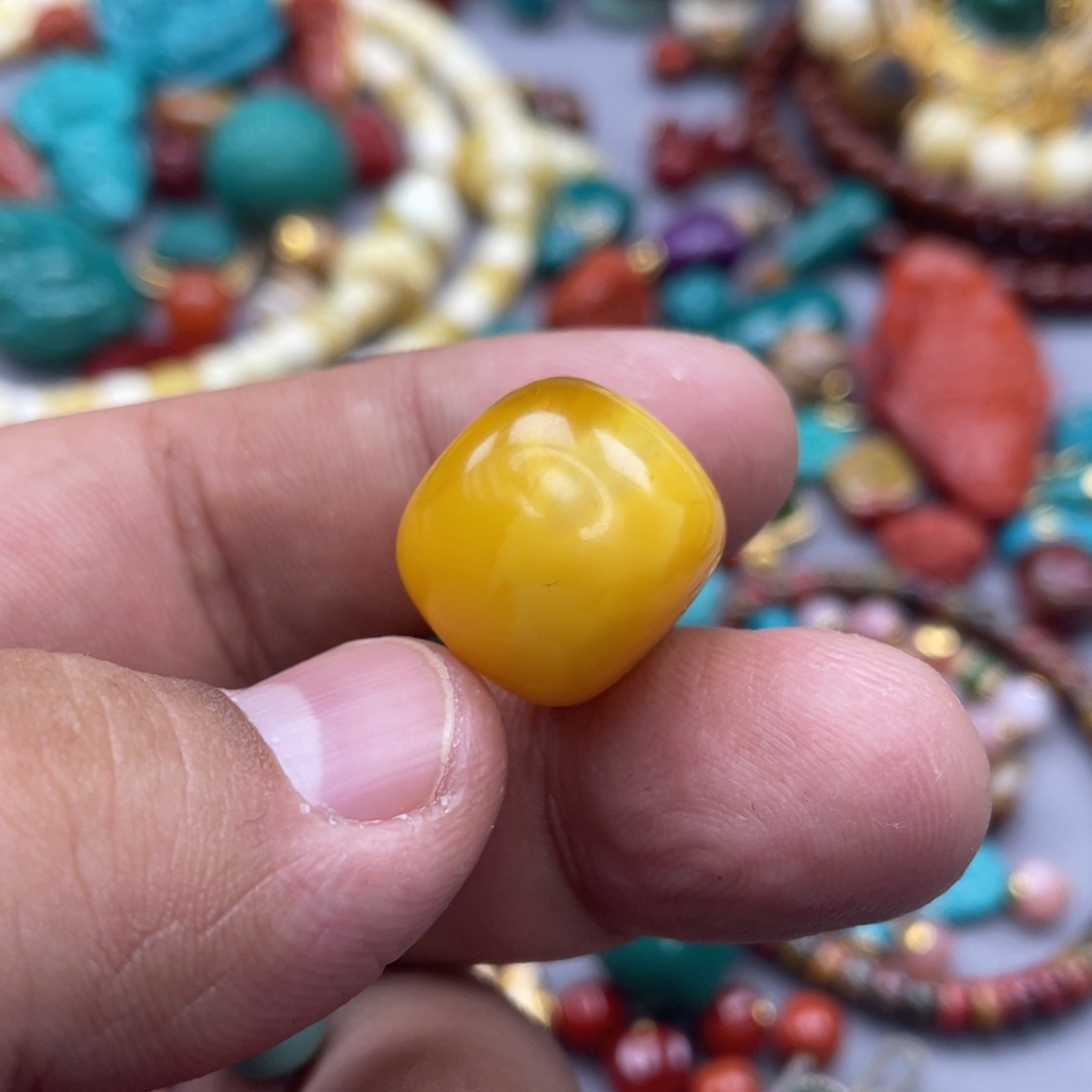 琥珀珠宝奇石未镶嵌?*42