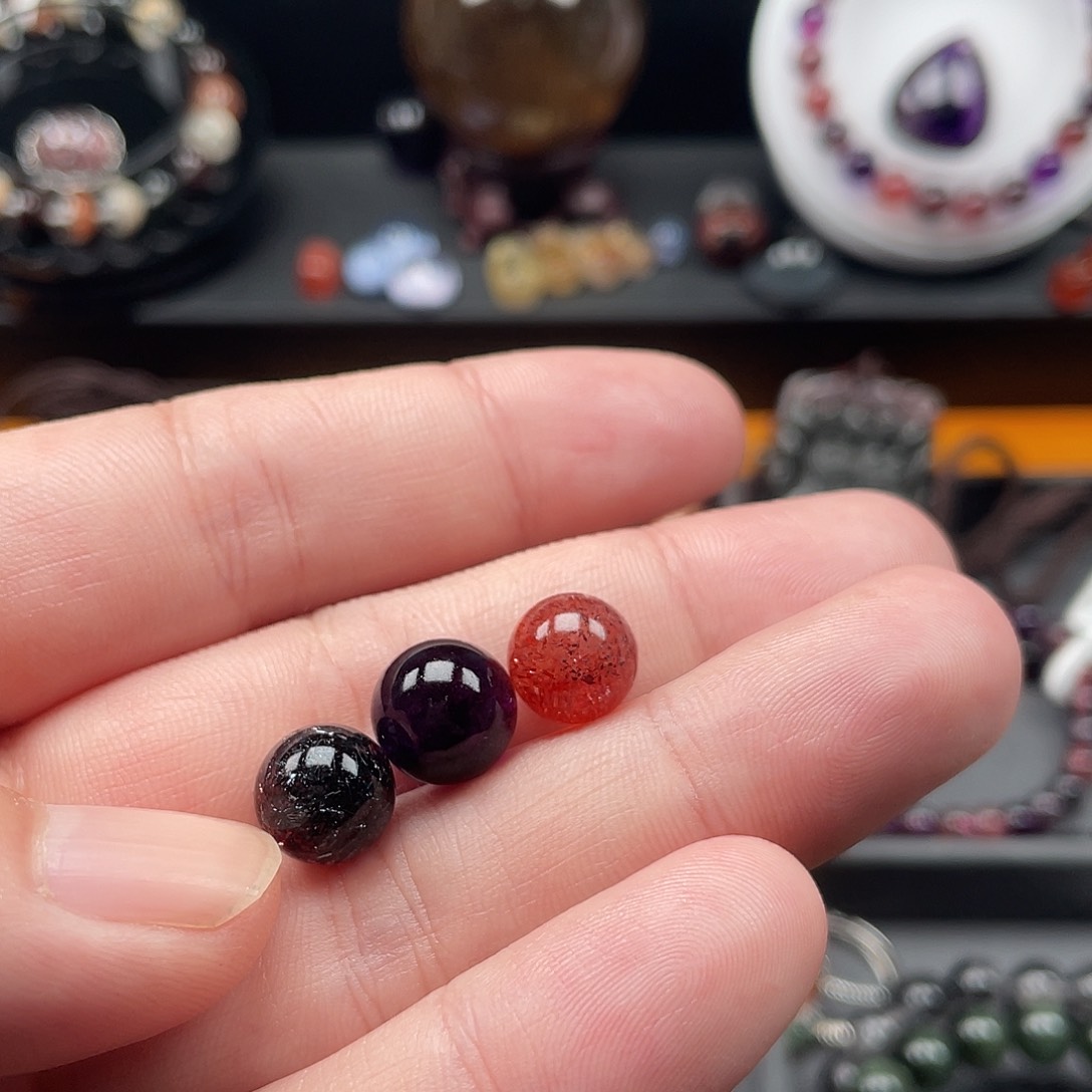 水晶超七吊坠未镶嵌从**前