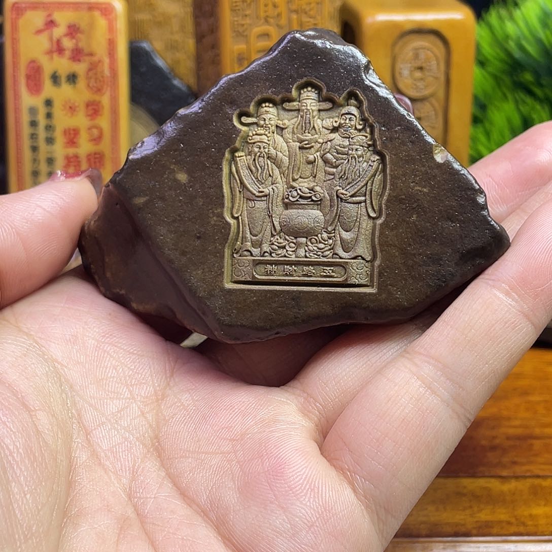 戈壁石158888555555588885522