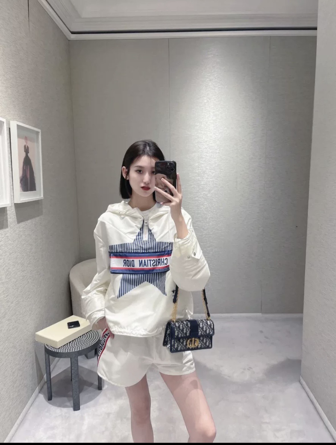 99新 DIOR/迪奥 阿尔卑斯系列反光条边饰白色运动短裤 32码04111