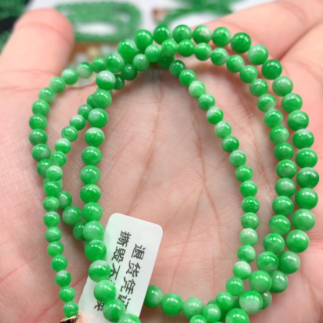 翡翠手链未镶嵌翡翠