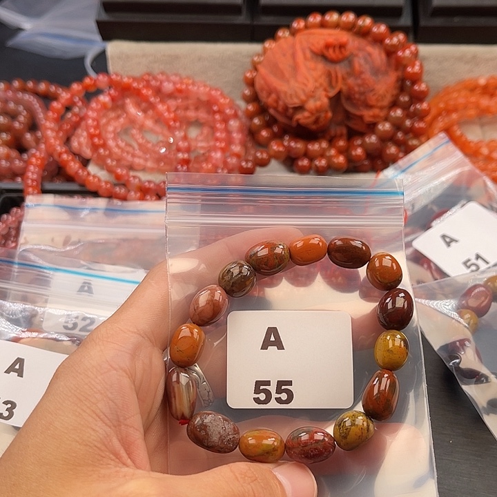 南红玛瑙未镶嵌多样性发货默认微瑕称重11mm