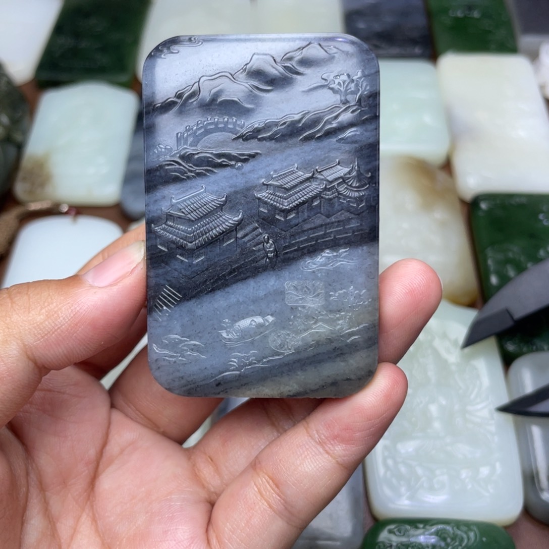 颈饰未镶嵌和田玉